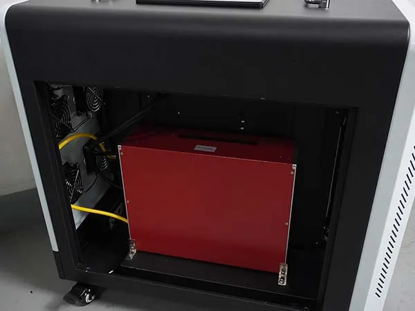 Main unit (including pulse fiber laser, air cooling system)