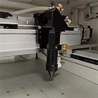 CO2 Metal Tube Laser Cutting Machine